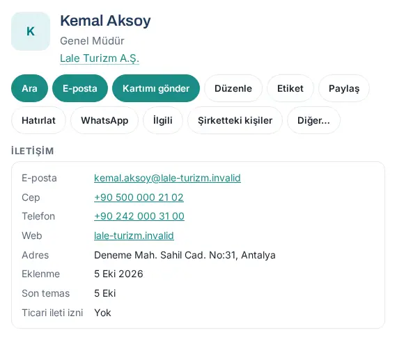 Bilgisayarda kişi ayrıntısı: Ara, E-posta, Kartımı gönder, Düzenle, Etiket, Paylaş, Hatırlat, WhatsApp, İlgili, Şirketteki kişiler ve Diğer… düğmeleri